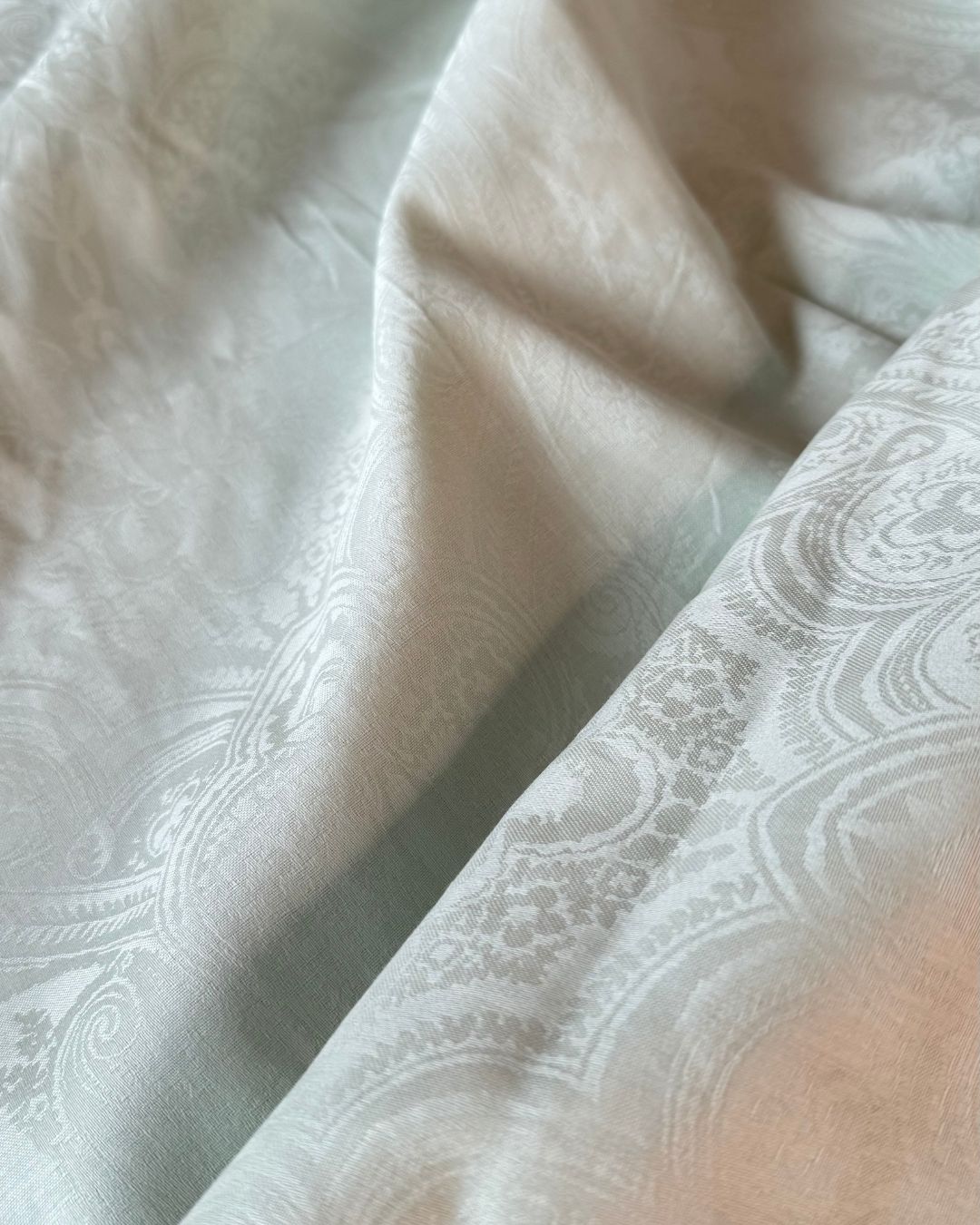 Jacquard Mint Paisley Bedsheet Set