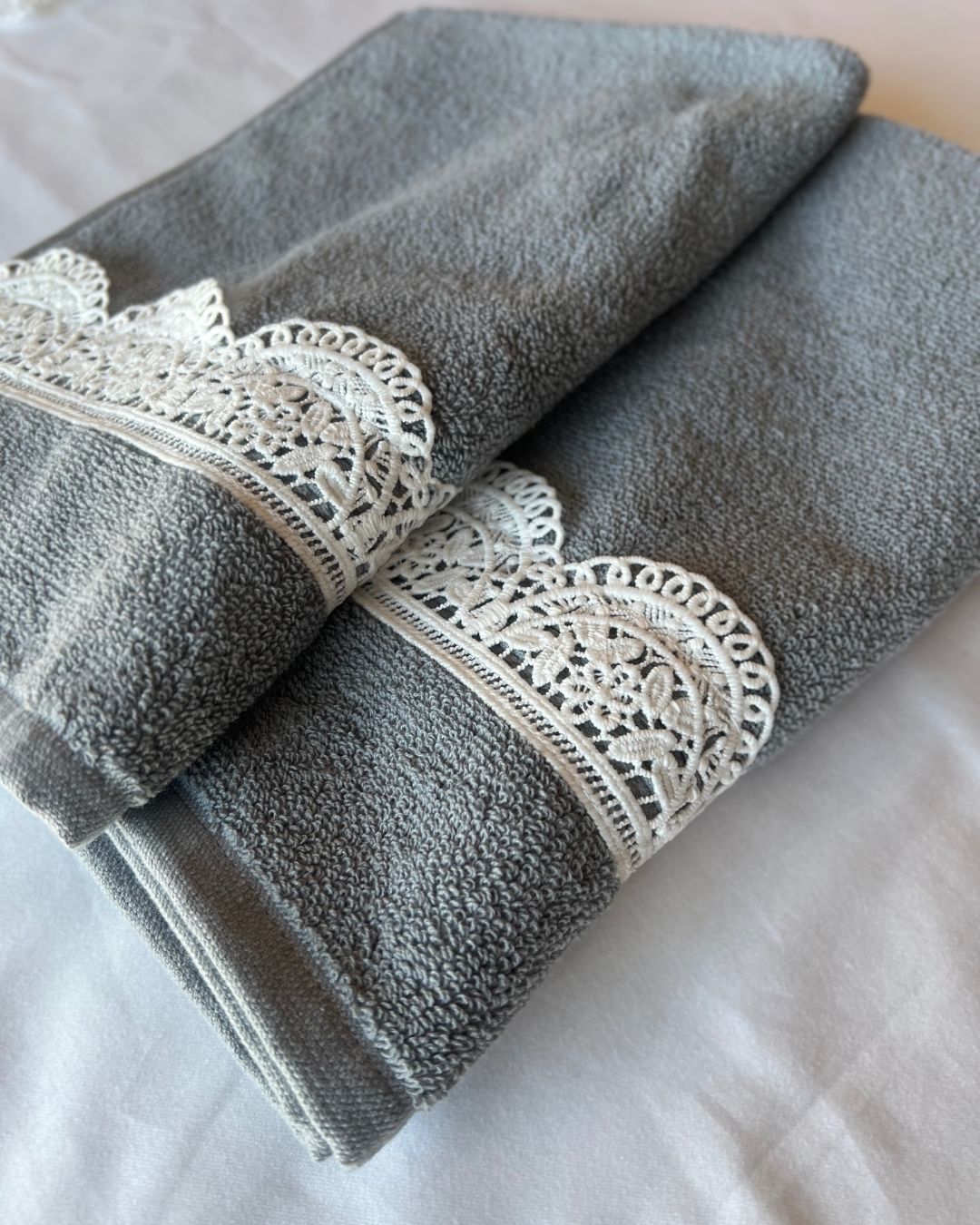 Villa Hand Towels Grey