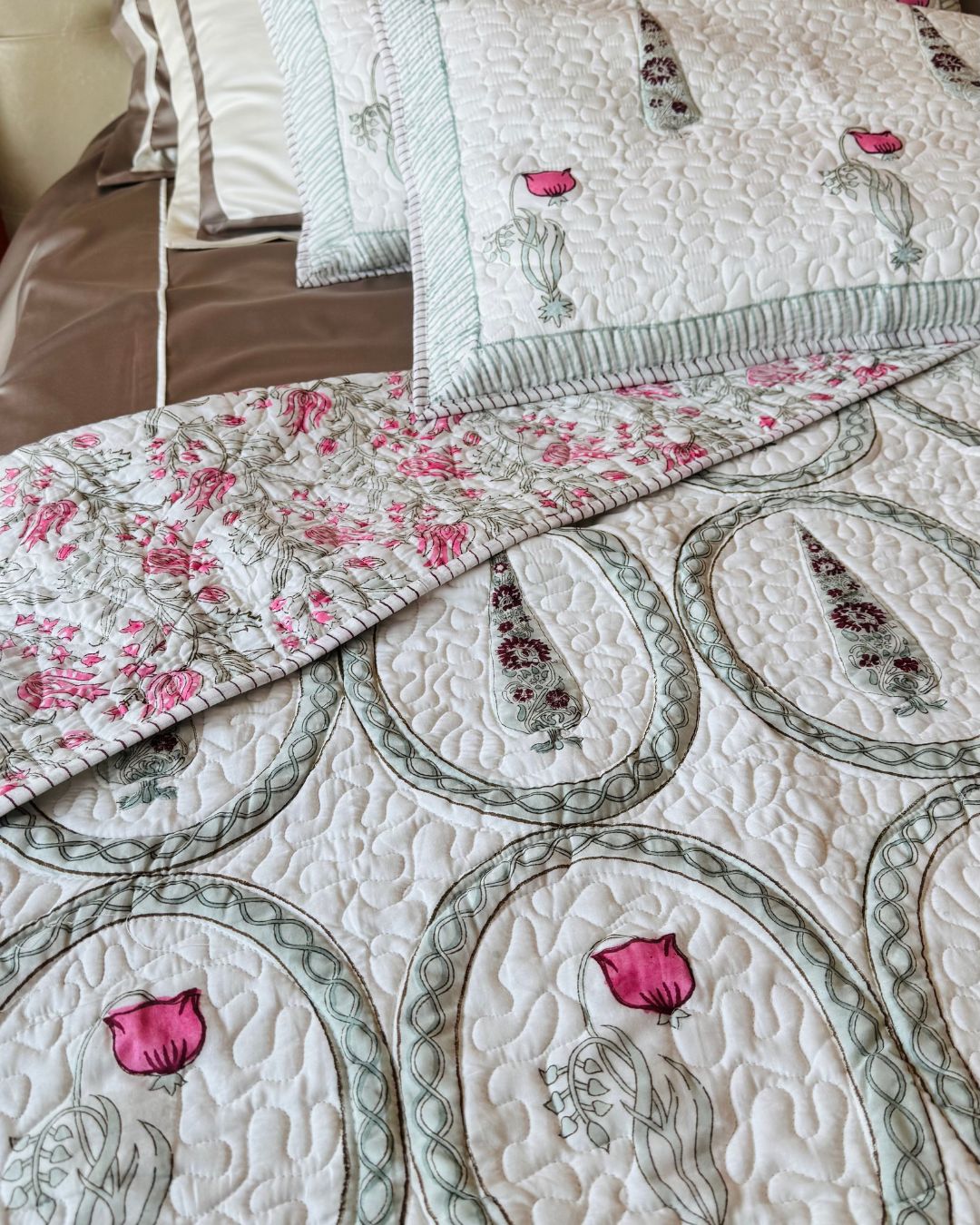 Jaipur Bloom Bedcover