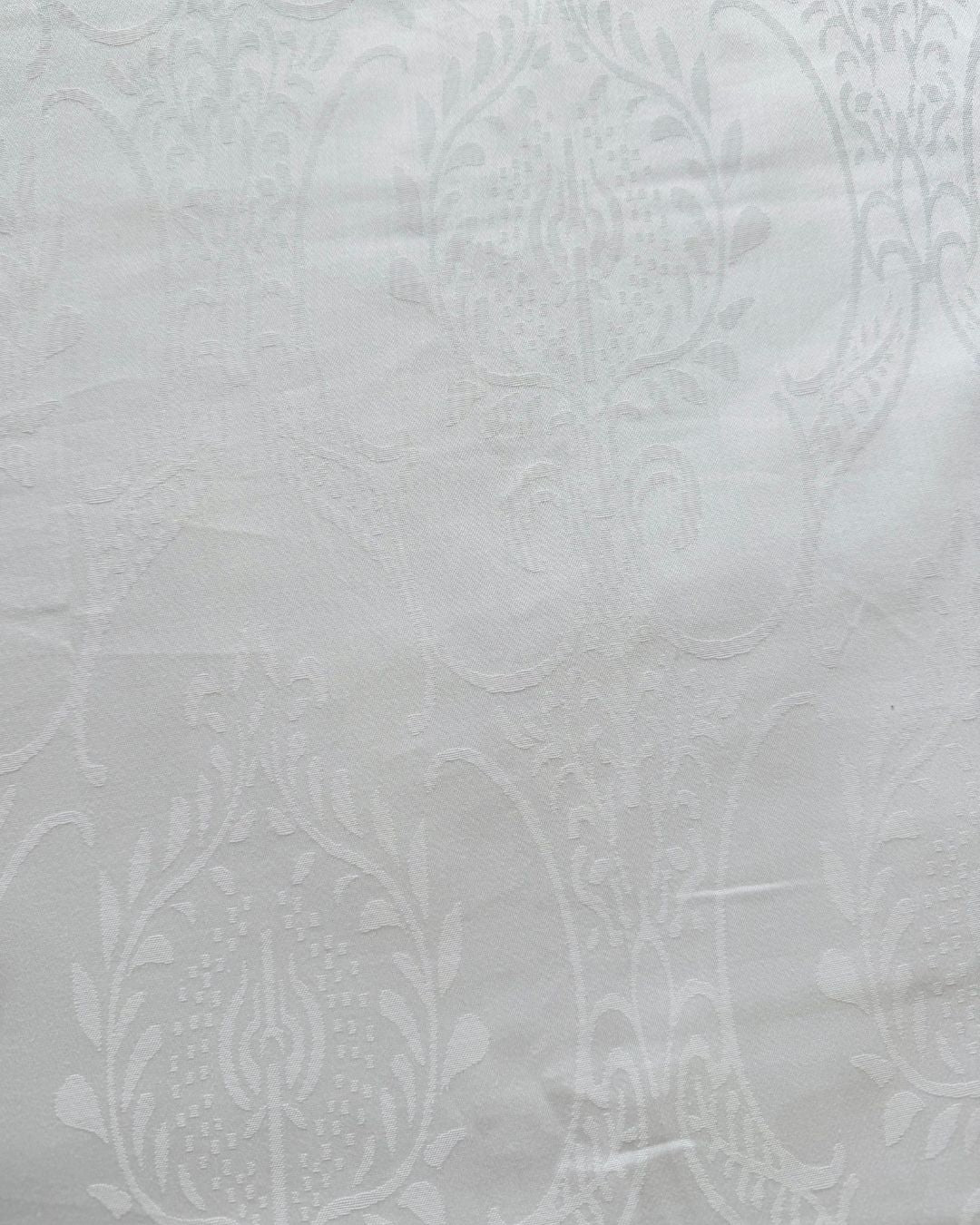 Jacquard Tulip White Bedsheet Set