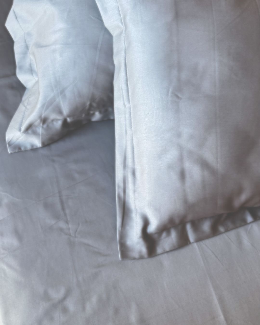Grey Sateen Bedsheet Set