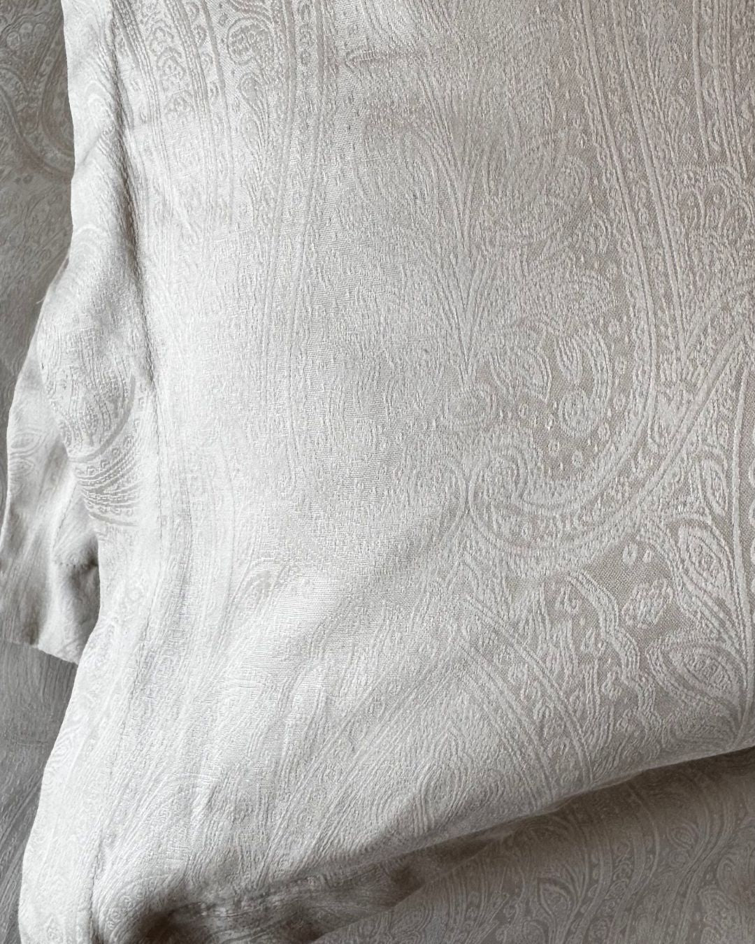 Jacquard Cream Bedsheet Set