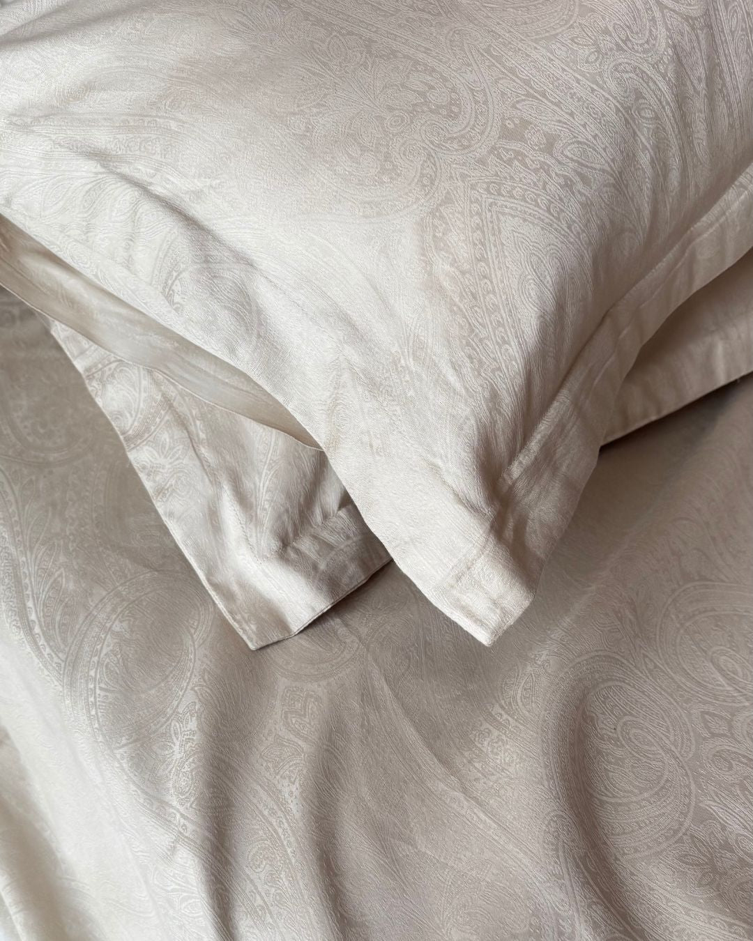 Jacquard Cream Bedsheet Set