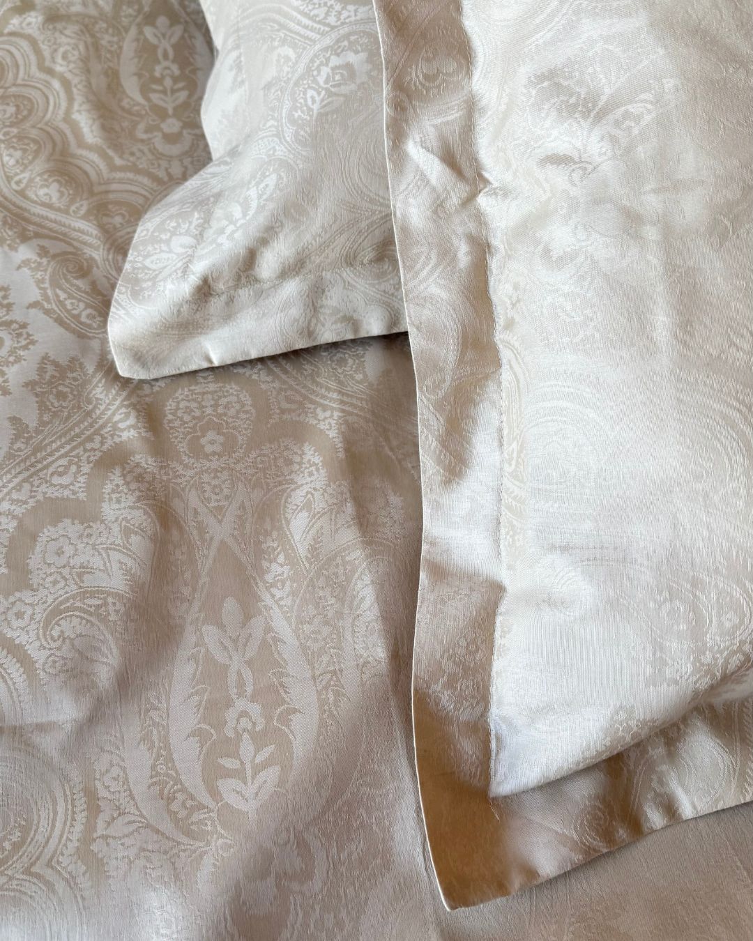 Jacquard Sand Bedsheet Set