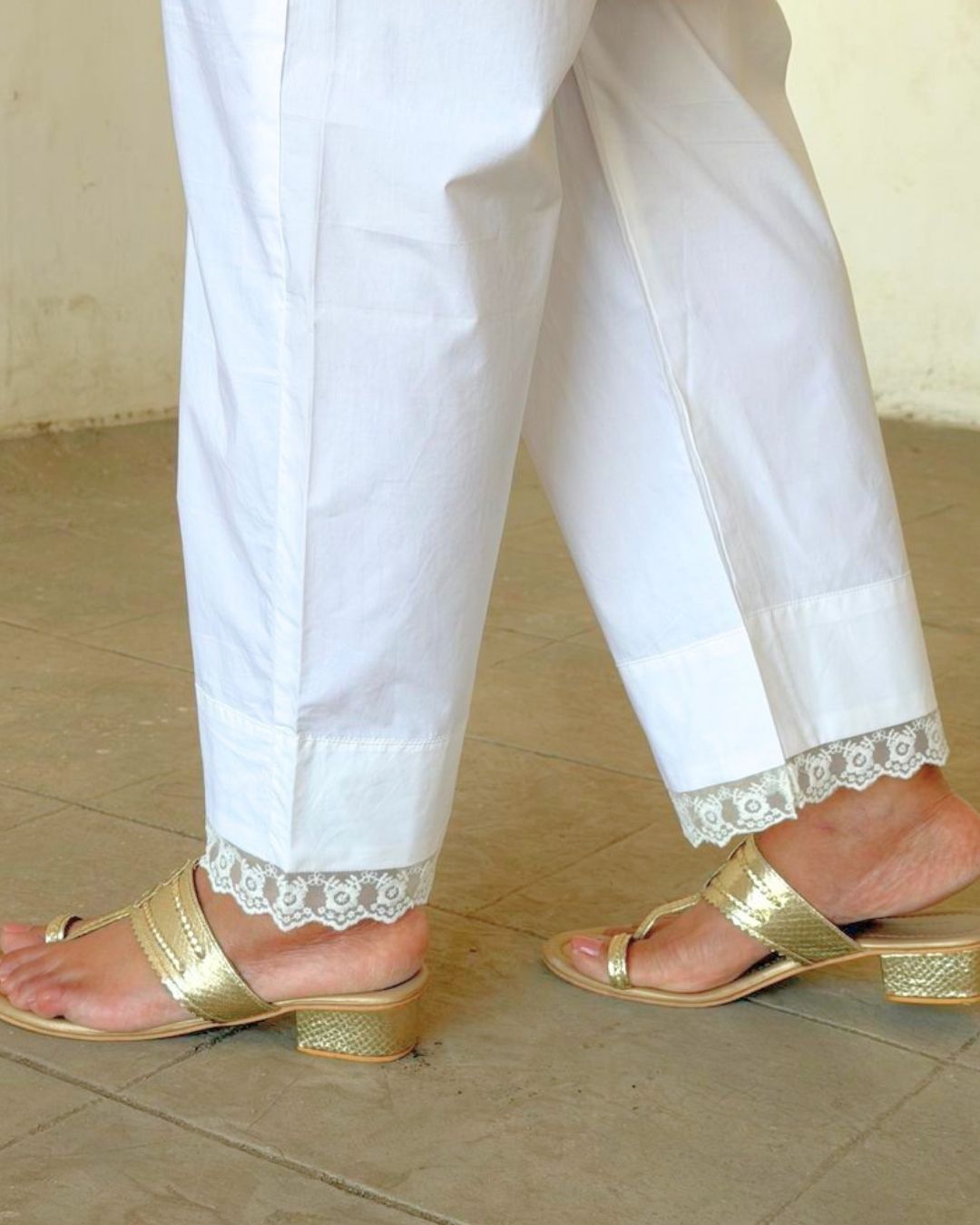Safed Pants
