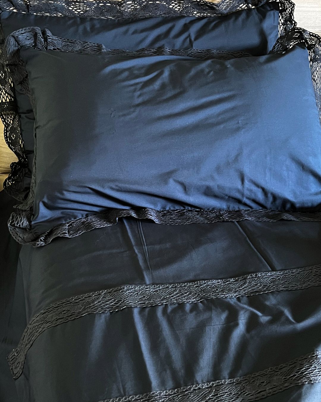 Club Navy Bedsheet Set