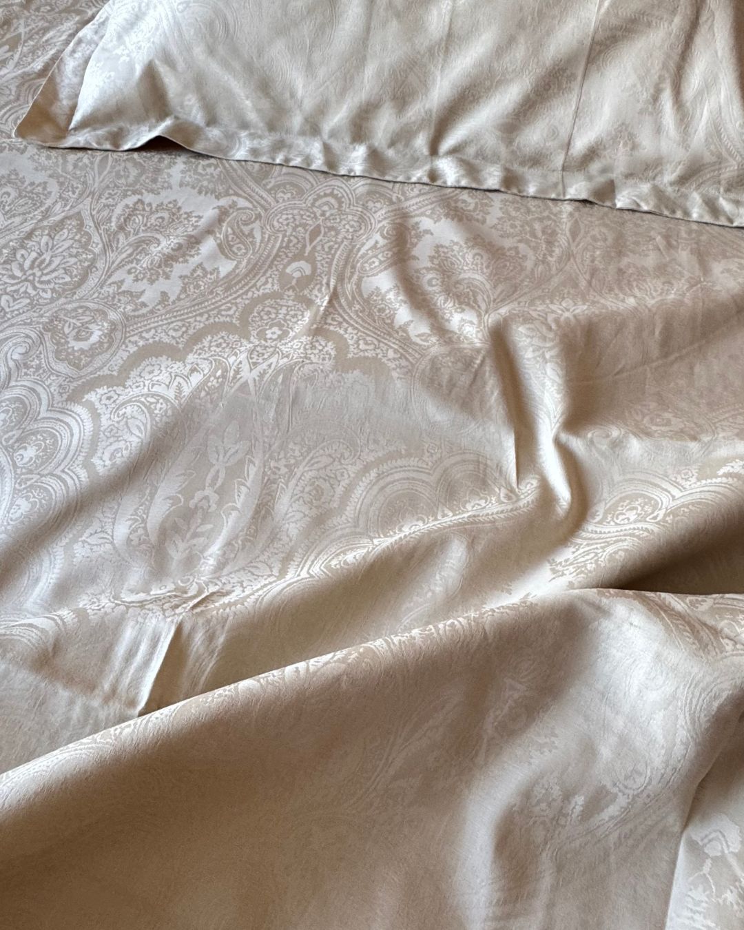 Jacquard Sand Bedsheet Set