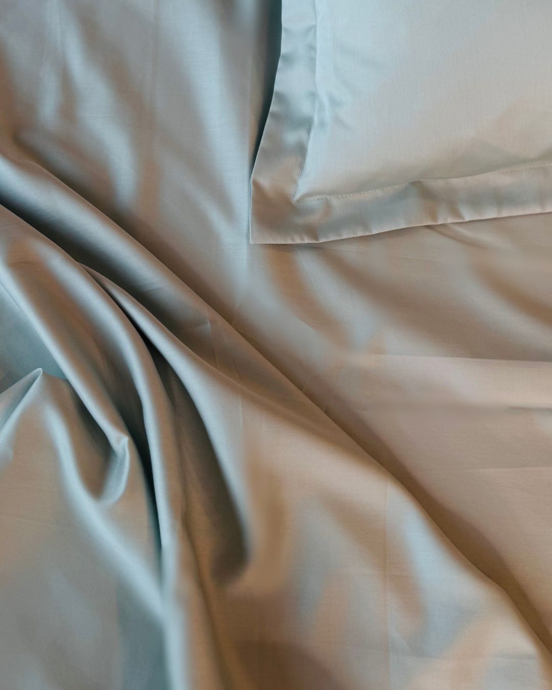 Teal Sateen Bedsheet Set