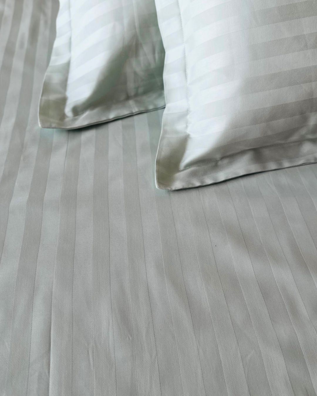 Peppermint Sateen Stripes Bedsheet Set