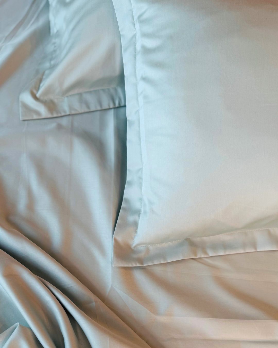 Teal Sateen Bedsheet Set