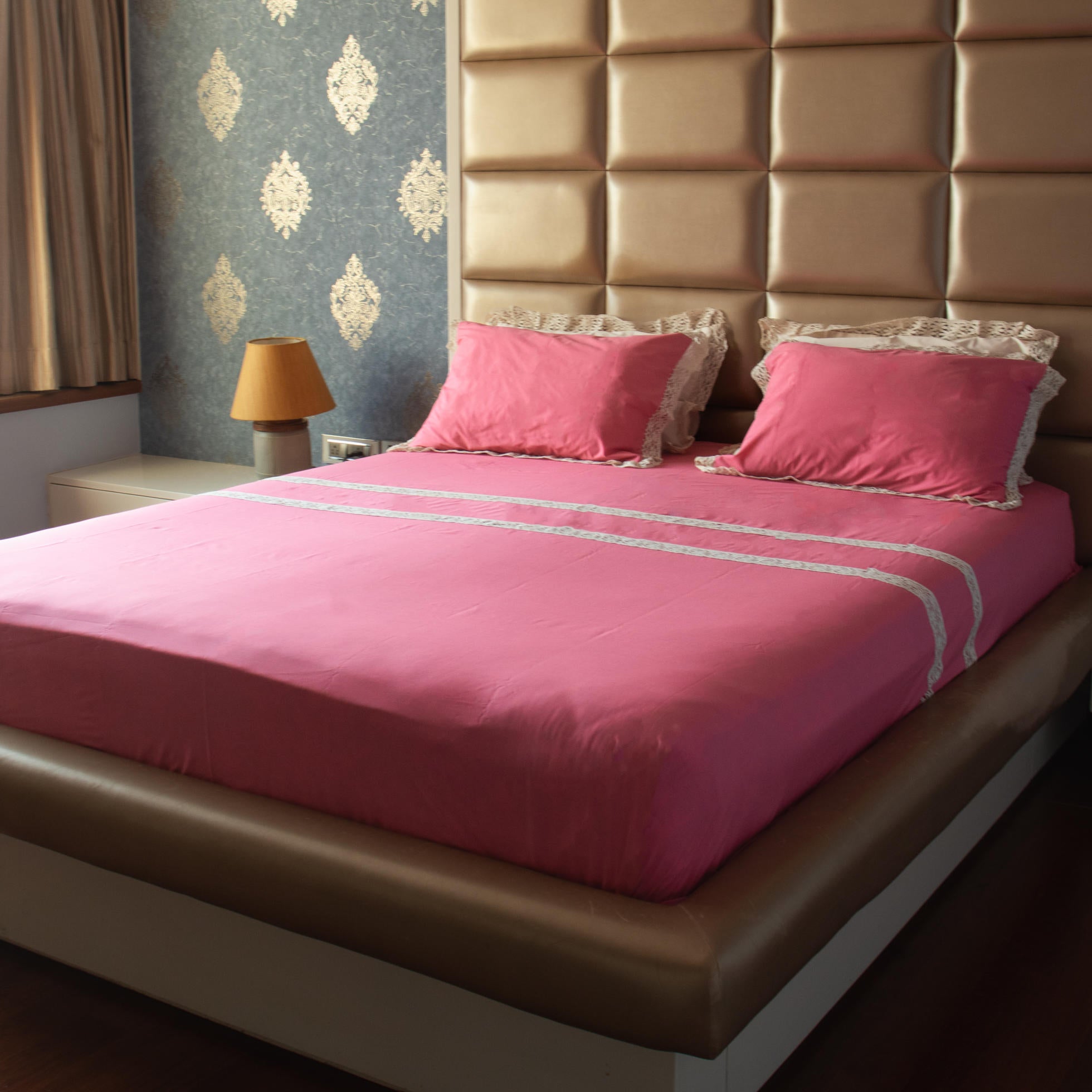 Rosebud Bedsheet Set