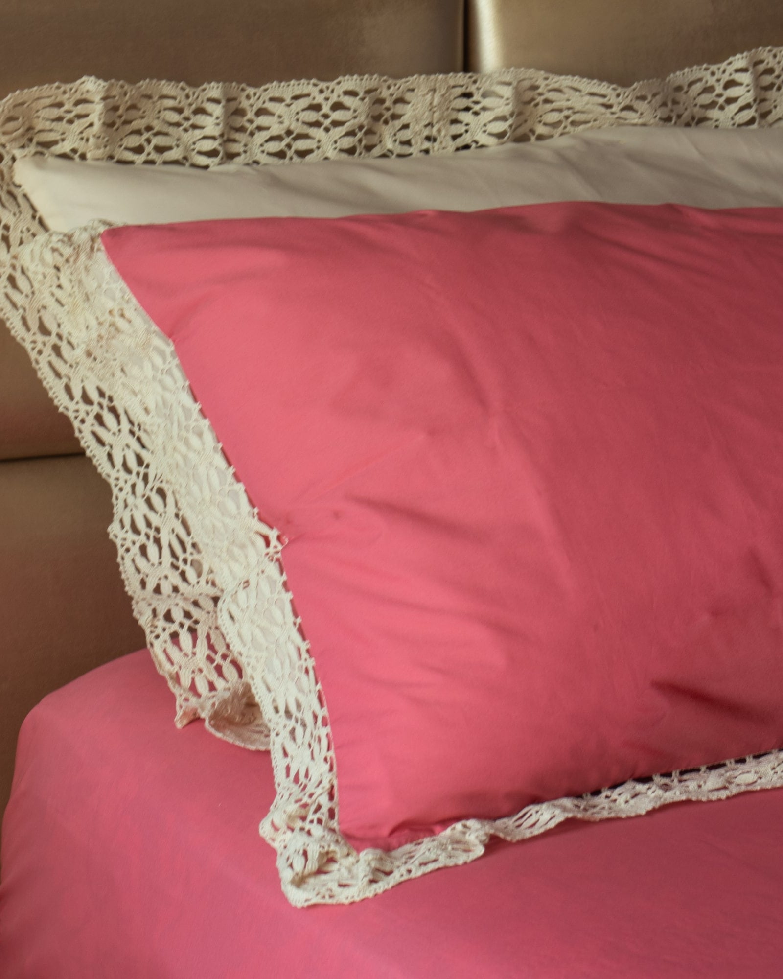 Rosebud Bedsheet Set