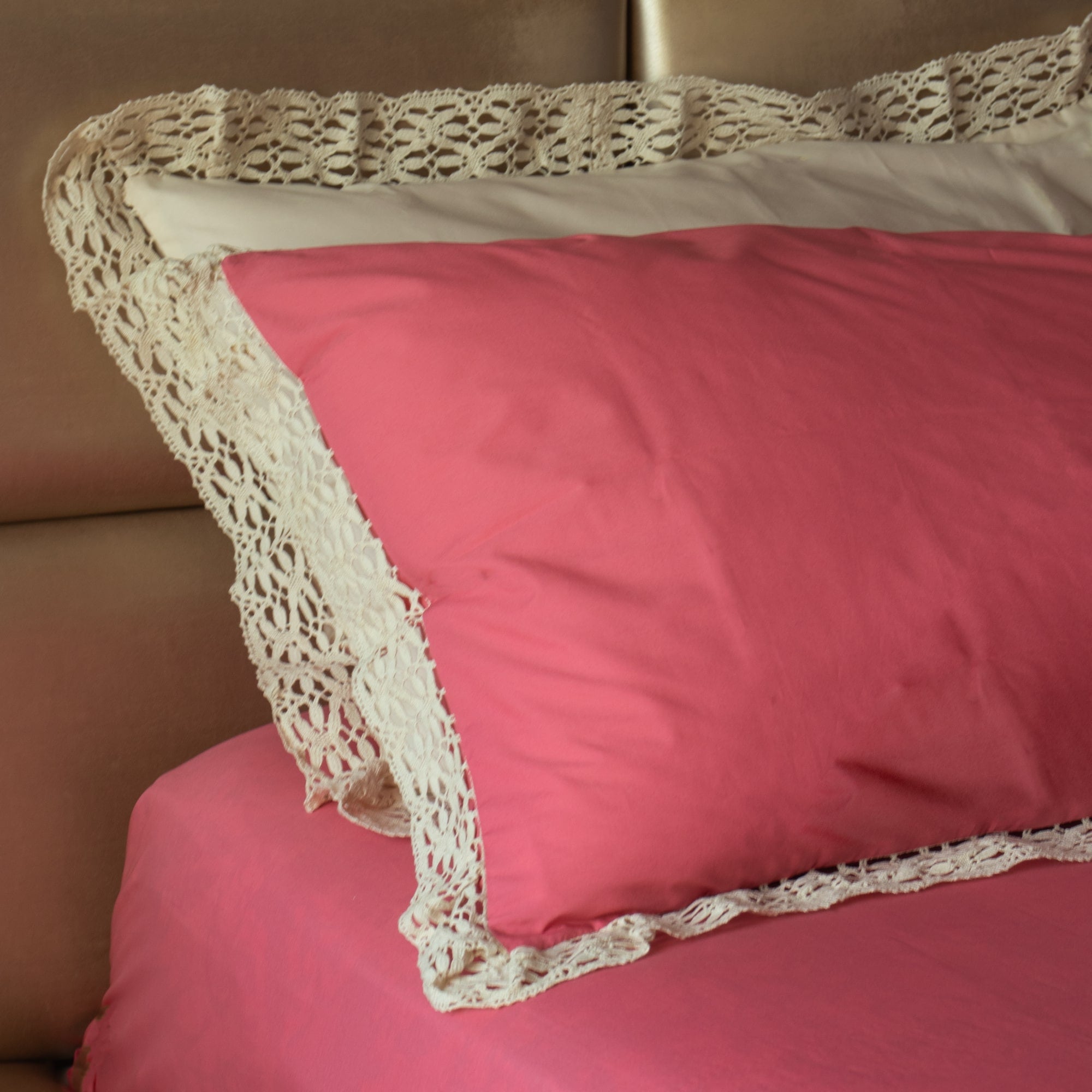 Rosebud Bedsheet Set