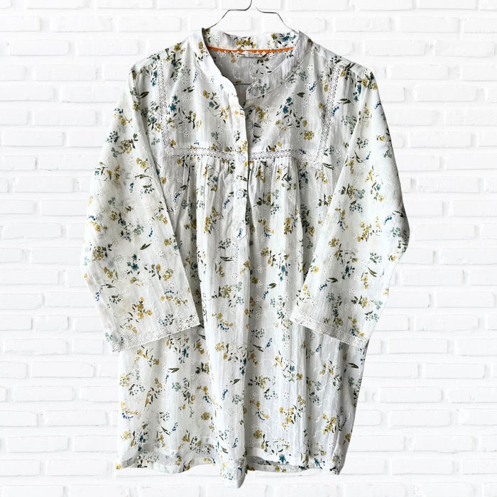 St Tropez Eyelet Top